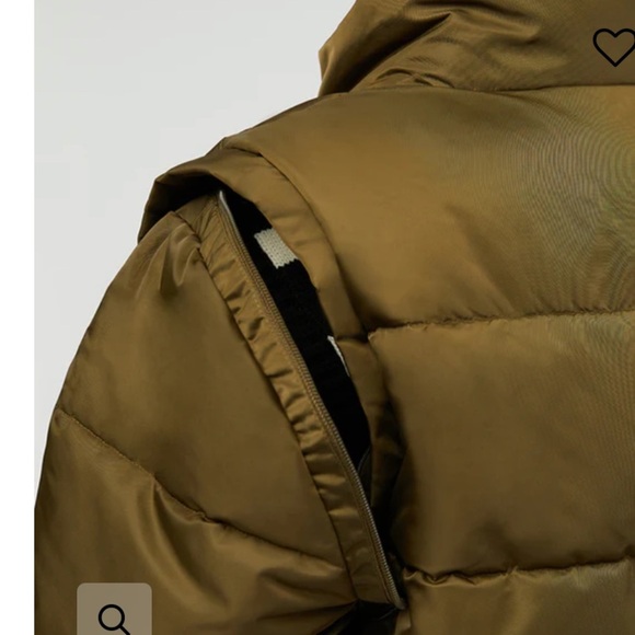 WeWoreWhat Zip off Sleeve Puffer Jacket NWT - Picture 5 of 6